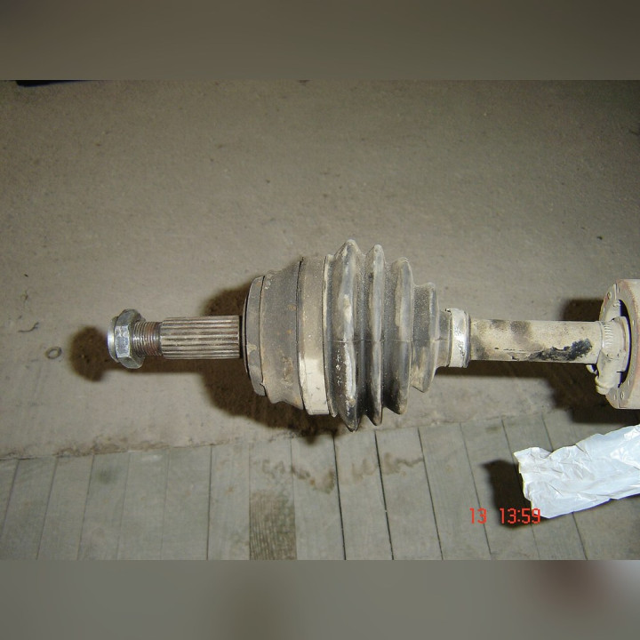 Driveshaft, Front Left - Toyota Auris E150 2006-2012